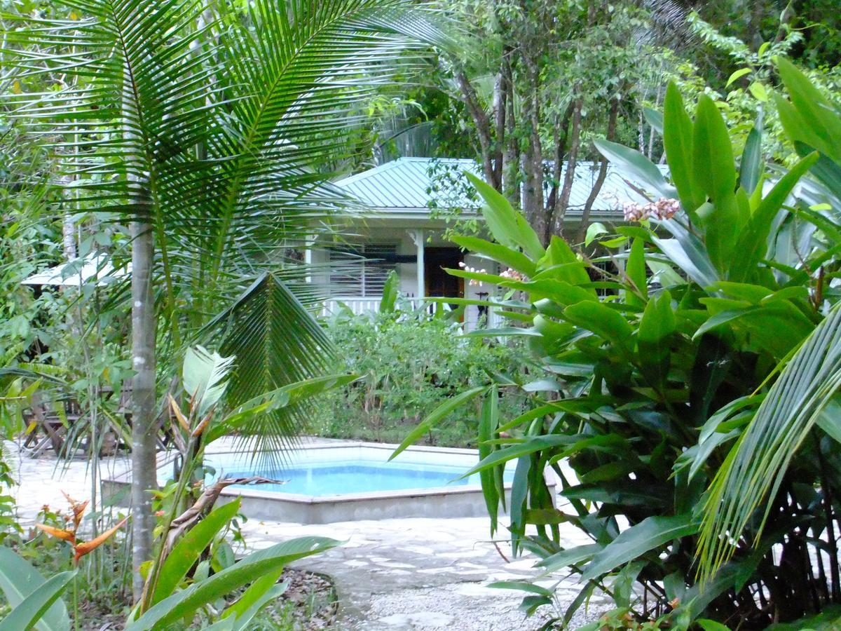 Hickatee Cottages, Belize, Central America Пунта-Горда Экстерьер фото